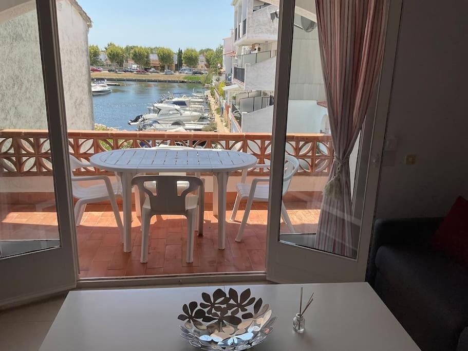 Lindo Apartamento Con Vistas Al Puerto Mistral Эмпуриабрава Экстерьер фото